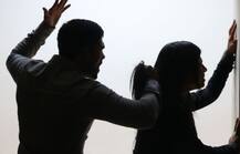 In Pics: क्या है घरेलू महिला हिंसा कानून? पीड़िता कहां करवाएं केस दर्ज