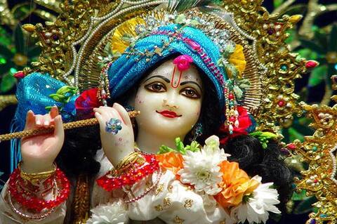 श्रीकृष्ण जन्माष्टमी 2018: पावन त्योहार पर जानिए पूजा करने का सही समय श्रीकृष्ण जन्माष्टमी 2018: पावन त्योहार पर जानिए पूजा करने का सही समय