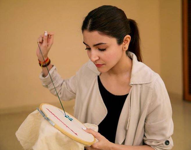 यश राज फिल्म्स के बैनर तले बनी फिल्म 'सुई धागा' में अनष्का के साथ एक्टर वरूण धवन भी नजर आने जा रहे हैं. फोटो-मानव मंगलानी