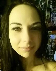 ब्वॉयफ्रेंड होने के बावजूद अजनबियों के साथ डेट पर जाती है ये एक्ट्रेस