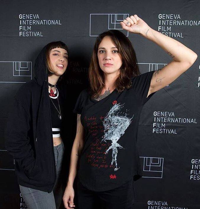 अब इस मामले में हॉलीवुड एक्ट्रेस एशिया अर्जेंटो ने नया खुलासा किया है. दरअसल, उन्होंने दावा किया है कि 17 साल की उम्र में म्यूजिशियन जिमी बेनेट ने ही उनका यौन शोषण किया था.  फोटो-इंस्टाग्राम