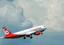 ऊंचाई से डरते हैं या साइनस की दिक्कत है तो पहली बार हवाई यात्रा करने के दौरान बरतें ये सावधानियां