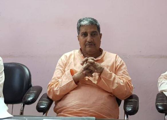 बीजेपी MLA मुकुट बिहारी वर्मा का बयान- सुप्रीम कोर्ट हमारा है, राम मंदिर बनकर रहेगा Ram Mandir matter in Supreme Court and the SC is ours says BJP MLA Mukut Bihari Verma बीजेपी MLA मुकुट बिहारी वर्मा का बयान- सुप्रीम कोर्ट हमारा है, राम मंदिर बनकर रहेगा