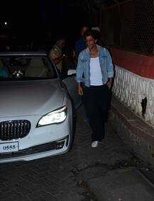 देर रात सलमान खान के बहनोई से मिले शाहरुख खान, सामने आई ऐसी तस्वीरें