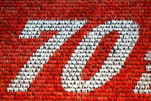 उत्तर कोरिया: 70वीं वर्षगांठ पर सैन्य परेड का आयोजन, न्यूक्लियर मिसाइल के शामिल होने पर संशय