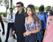 बेटी सुहाना का हाथ थामे एयरपोर्ट पर दिखे शाहरुख खान, बॉन्डिंग में दिखा स्वैग और स्टारडम