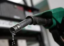 कांग्रेस का दावा: 2014 के मुकाबले 2018 में पेट्रोल पर 211%, डीजल पर 433% ज्यादा है एक्साइज ड्यूटी