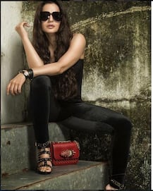 अमीषा पटेल ने इस वीकेंड कराया फोटोशूट, \'मल्लिका\' बनकर पर्दे पर कर रही हैं वापसी