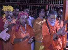 अगर हनुमान जी की इस मूर्ति तक पहुंचता है गंगा का पानी तो इलाहाबाद में नहीं आती कोई आपदा