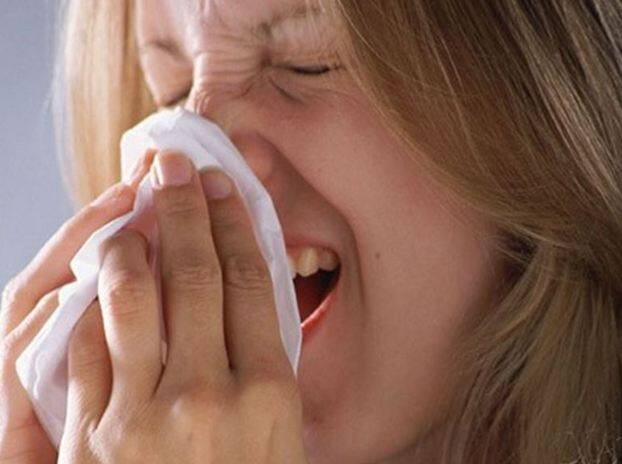 टीबी की पहचान के बाद एंटी टीबी दवाईयों से तुरंत उपचार प्रारंभ कर देना चाहिए. एंटीबॉयोटिक्स का जो छह से आठ महीनों का कोर्स है वह ठीक तरह से पूरा करना चाहिए. कोर्स खत्म होने के बाद प्रेग्नेंट होने के लिए इन-व्रिटो फर्टिलाइजेशन या इंट्रासाइटोप्लाज्मिक स्पर्म इंजेक्शन की सहायता भी ली जाती है. फोटोः गूगल फ्री इमेज