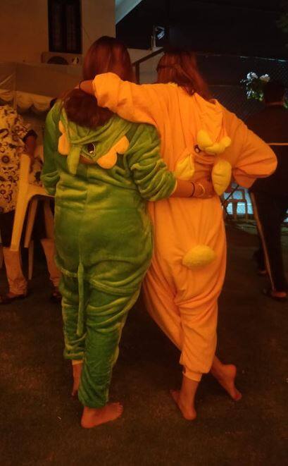 वहीं उनकी बहन अनम ने भी पार्टी की एक तस्वीर अपने इंस्टाग्राम अकाउंट पर शेयर की. तस्वीर: इंस्टाग्राम