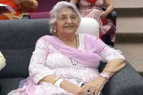 दूरदर्शन के लाइव शो में मशहूर लेखिका रीता जितेंद्र का निधन Famous writes rita jitendra dies during the live show of Doordarshan दूरदर्शन के लाइव शो में मशहूर लेखिका रीता जितेंद्र का निधन