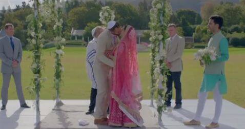 सनी लियोनी की डेनियल से शादी को भी बखूबी फिल्माया गया है, ये बात आप ट्रेलर देखकर ही अंदाजा लगा सकते हैं. फोटोः इंस्टाग्राम 