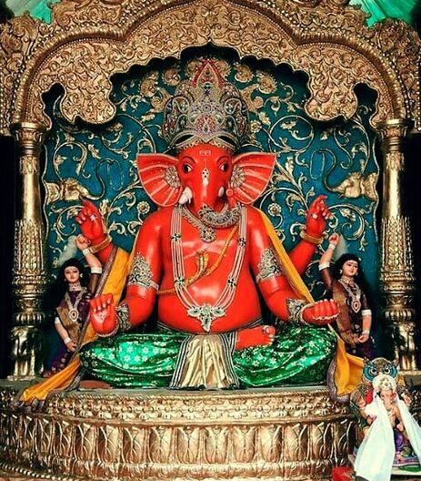 अगर आप मुकदमे में फंसे हैं तो गणेश चतुर्थी के दिन गणपति जी को चांदी का फरसा भेंट करें. चांदी ना हो तो अनार की डंडी से भोजपत्र पर फरसा बनाकर गणेश   जी को भेंट करें. फोटोः गूगल फ्री इमेज 