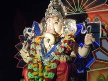 Vikata Sankashti Chaturthi: विकट संकष्टी चतुर्थी को भगवान गणेश की पूजा से होती है संतान की प्राप्ति, जानें इसकी तिथि व विधि