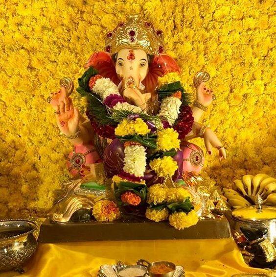 रोहित रॉय ने कुछ इस अंदाज में अपने गणकति जी को सजाया है. फोटोः इंस्टाग्राम