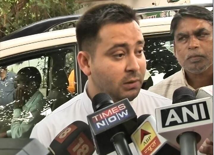 Tejashwi Yadav sattement over why did Tej Pratap Yadav not join RJD meeting? 'महाभारत' पर बोले तेजस्वी, मथुरा से लौटने के बाद थके हुए थे तेज प्रताप, इसलिए मीटिंग में नहीं हुए शामिल