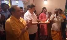 गणेश चतुर्थी 2018: आरके स्टूडियोज़ में आखिरी बार बाप्पा का स्वागत कर भावुक हुए रणधीर और राजीव कपूर, देखें खास इंटरव्यू