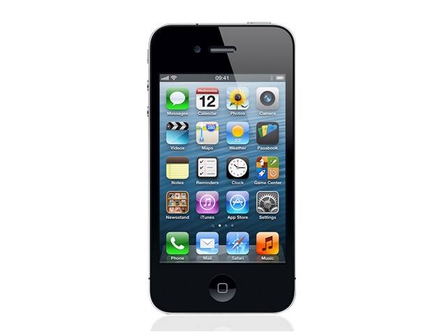 साल 2011 में कंपनी ने iPhone 4S को लॉन्च किया. इसमें कैमरे को अपग्रेड कर 8 मेगापिक्सल का किया गया. साथ ही डिजिटल असिस्टेंट Siri को लाया गया था.