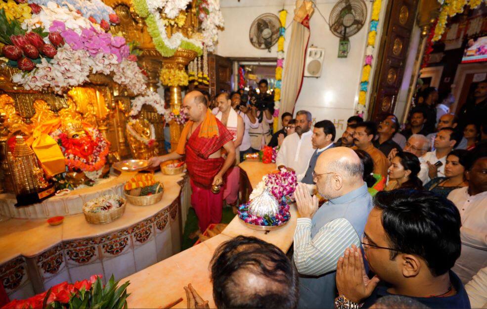 मुंबई: गणपति बप्पा के दरबार पहुंचे अमित शाह