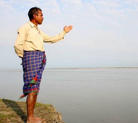 जादव ने 1359 एकड़ जमीन पर जो जंगल बनाया है अब वहां जानवर भी खुशी-खुशी रहते हैं. इस जंगल में हिरण, हाथी, चीते, भैंस, गाय, गैंडे के अलावा भी कई जानवर आपको दिखेंगे. फोटोः इंस्टाग्राम