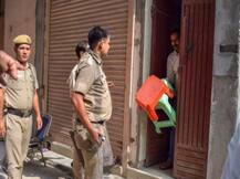 दिल्ली: बुराड़ी के जिस घर में 11 लोगों ने लगाई थी फांसी, अब वहां रहेगा परिवार, लैब भी खुलेगी