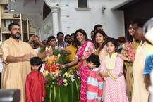 इन बॉलीवुड स्टार्स के घर पधारे गणपति बप्पा, देखें तस्वीरें