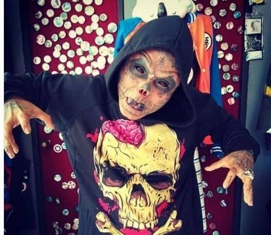 एरिक का मानना है कि बॉडी ट्रांसर्फोमेशन सभी की निजी फैसला होता है. मुझे ये पसंद हैं. इसके लिए मुझे जज नहीं किया जाना चाहिए. फोटोः इंस्टाग्राम 