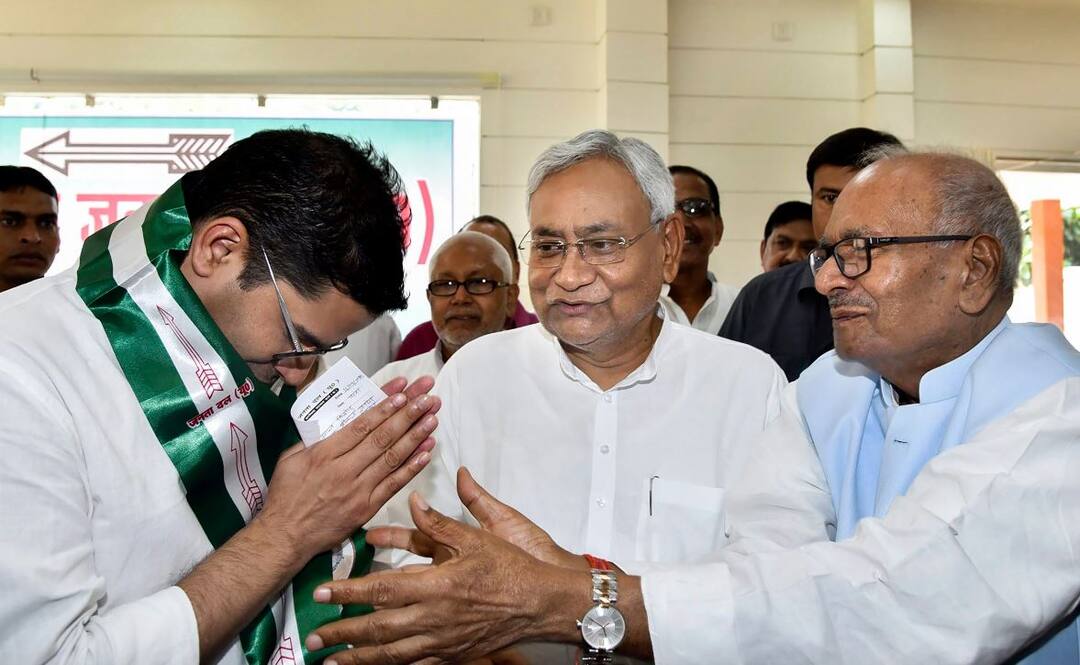 Even hundred Prashant Kishors cannot save NDA from losing in Bihar: Opposition बिहार: 100 प्रशांत किशोर भी NDA को हारने से नहीं बचा सकते: विपक्ष