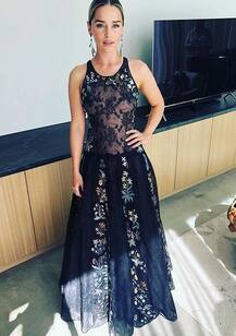 एमी अवॉर्ड्स 2018: \'गेम्स ऑफ थ्रोन्स\' की एक्ट्रेस ने ब्रालेस ड्रेस में जलवे बिखेरे, देखें तस्वीरें