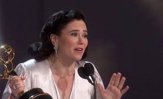 एलेक्स के एक्स हस्बेंड जैक्सन से 10 साल का बेटा और 5 साल की बेटी हैं. 2014 में दोनों ने डिवोर्स फाइल किया था जो कि 2017 में हुआ. फोटोः इंस्टाग्राम