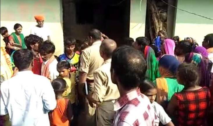 गोरखपुर: घर में था पूरा परिवार, अचानक लगी आग- महिला और दो मासूमों की दर्दनाक मौत three painful death due to fire incident in Gorakhpur गोरखपुर: घर में था पूरा परिवार, अचानक लगी आग- महिला और दो मासूमों की दर्दनाक मौत