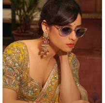 बॉलीवुड में डेब्यू करने से पहले ग्लैमरस हुईं अंकिता लोखंडे, शेयर की खूबसूरत तस्वीरें