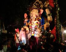 गणेश विसर्जन 2018: ऐसे करेंगे बप्पा की पूजा तो जाते-जाते गणपति हर लेंगे सारे दुख