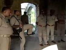 अलीगढ़ पुलिस ने मीडिया को बुलाया और फिर किया LIVE एनकाउंटर, देखिए तस्वीरें