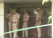 नोएडा: पंजाब नेशनल बैंक में लूट की कोशिश नाकाम, दो सुरक्षागार्डों की हत्या