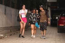 IN Pics: एक्ट्रेस अनन्या पांडे रिहर्सल से पहले दोस्तों से गपशप लड़ातीं दिखीं