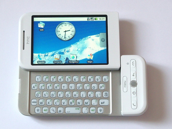 10 years of the first Android phone: 7 things you didn’t know 10 साल पहले लॉन्च हुआ था पहला Android स्मार्टफोन, 7 चीजें जो आप नहीं जानते