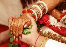 शादी के मंडप में दूल्हे ने 11 लाख रुपये का कैश दहेज में लेने से किया मना, मच गया हड़कंप