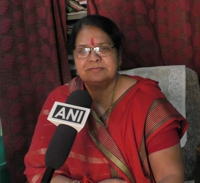 Madhya Pradesh Social Welfare Board Chief Padma Shukla resigns from BJP, Joined Congress MP: चुनाव से पहले बीजेपी को लगा बड़ा झटका, समाज कल्याण बोर्ड की अध्यक्ष पदमा शुक्ला कांग्रेस में शामिल