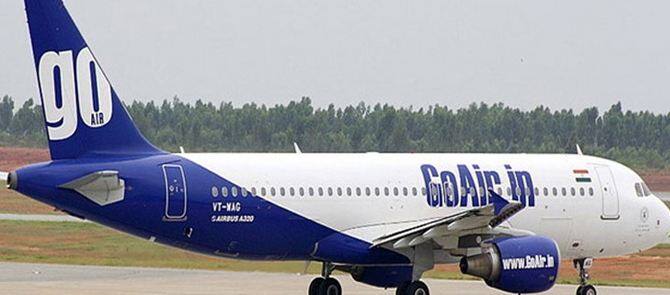 इस लड़के को सिक्योरिटी के हवाले कर दिया गया और 150 यात्रियों के सुरक्षित उनके गंतव्य पर पहुंचाया गया. हालांकि बाद में इस यात्री ने माना कि उससे ये गलती अनजाने में हुई. फोटोः गूगल फ्री इमेज