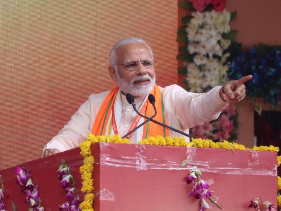 कांग्रेस पर बरसे पीएम मोदी, बोले- डिक्शनरी से ढूंढ़ कर दी जा रही हैं गालियां Madhya Pradesh: PM Narendra Modi Attacks Congress In Bhopal कांग्रेस पर बरसे पीएम मोदी, बोले- डिक्शनरी से ढूंढ़ कर दी जा रही हैं गालियां