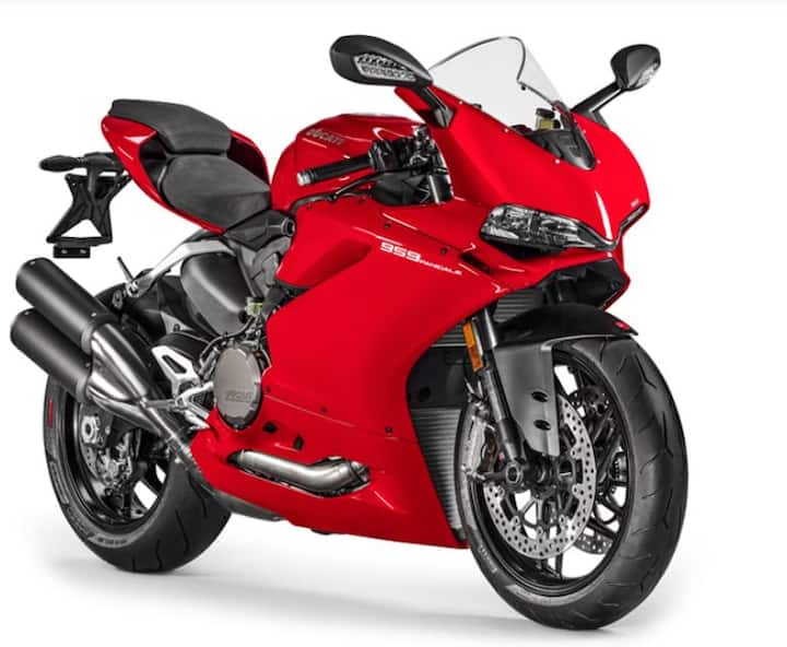 इसके अलावा बाइक में लेटेस्ट एबीएस, डुकाटी ट्रैक्शन कंट्रोल (डीटीसी), डुकाटी क्विक शिफ्ट (डीक्यूएस), इंजन ब्रेक कंट्रोल, (ईबीसी) और राइड-बाय-राइड जैसे इलेक्ट्रॉनिक्स फीचर्स से लैस है. बाइक के स्पेशल वर्जन में ब्लैक व्हील भी दिया है. तस्वीर: डुकाटी