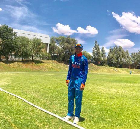 अर्जुन अवार्ड लेने के लिए महिला क्रिकेटर स्मृति मंदाना भारतीय टीम के साथ श्रीलंका दौरे पर होने के कारण समारोह में भाग नहीं ले पायी. 