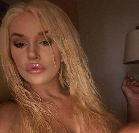 24 वर्षीय कोर्टनी स्टोडन की ये तस्वीरें हैली की तस्वीर से तुलना करते हुए वायरल हो रही है. फोटोः इंस्टाग्राम