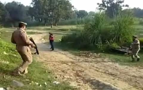 अलीगढ़ मुठभेड़ कांड की उच्चस्तरीय जांच की मांग अलीगढ़ मुठभेड़ कांड की उच्चस्तरीय जांच की मांग