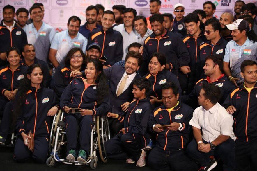 पैरालंपिक खिलाड़ियों को सपोर्ट करने पहुंचे शाहरुख खान ने कहा, हम सब कहीं न कहीं अधूरे हैं