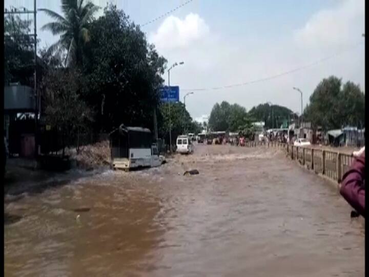 दरअसल, ऐसा खडकवासला बाँध से कैनल में पानी छोड़ने के दौरान हुआ.