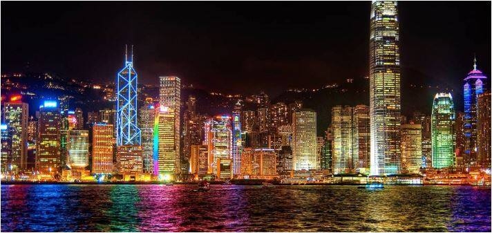 हांगकांग भी एक ऐसा देश है जहां भारत के लोग बिना वीजा के जा सकते हैं. हांगकांग दुनिया भर में पर्यटन स्थलों और खाने के लिए मशहूर है. यहां का डिजनीलैंड काफी मशहूर है. यहां का बुद्ध मठ और नाइट लाइफ भी काफी चर्चित है. फोटो- फ्री गूगल इमेज