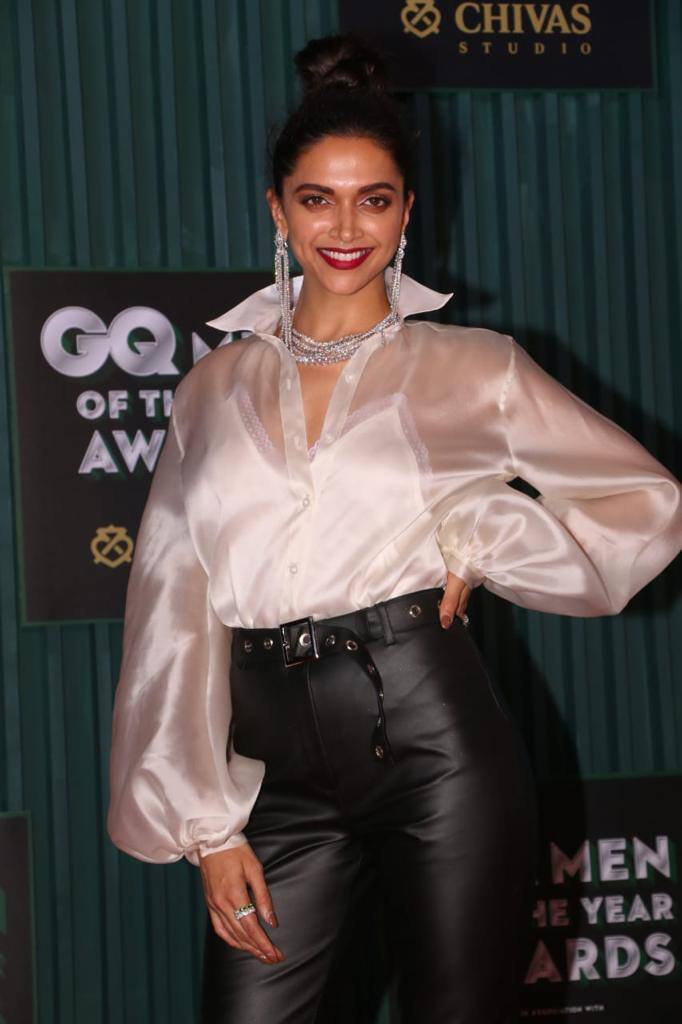 इस मौके पर दीपिका पादुकोण से लेकर हुमा कुरैशी ने रेड कार्पेट पर अपने हुस्न के जलवे बिखेरते हुए चार चांद लगाए. फोटोः मानव मंगलानी
